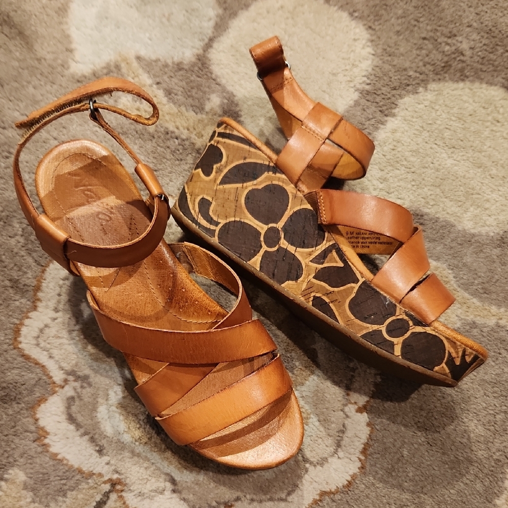 Stylish Tan Wedge Sandals
